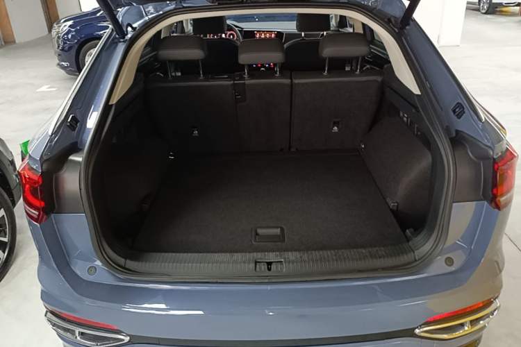 Used Volkswagen Tayron X 2020 330TSI Two-Wheel Drive Luxury Smart Connectivity Version Trunk