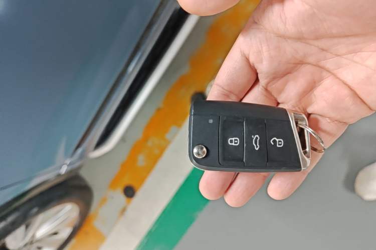 Used Volkswagen Tayron X 2020 330TSI Two-Wheel Drive Luxury Smart Connectivity Version Vehicle Key