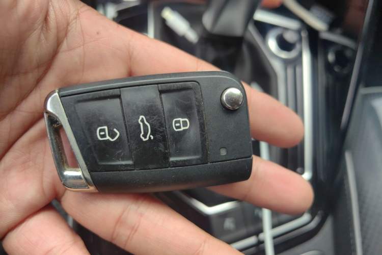 Used Volkswagen Tayron X 2020 330TSI Two-Wheel Drive Flagship Smart Connectivity Version Vehicle Key