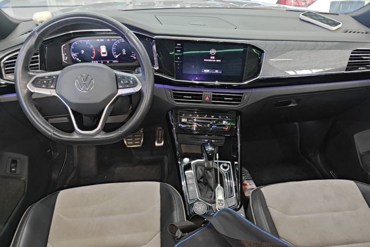 Used Volkswagen Tayron X 2020 380TSI Four-Wheel Drive Flagship Smart Connectivity Version Center Console