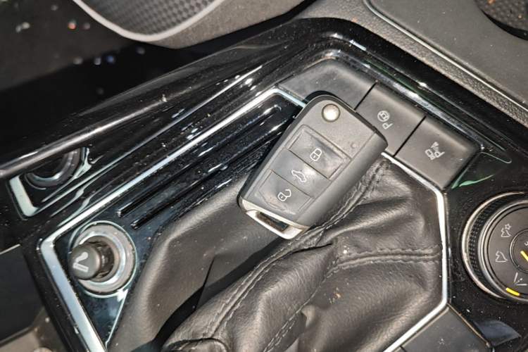 Used Volkswagen Tayron X 2020 380TSI Four-Wheel Drive Flagship Smart Connectivity Version Interior 1