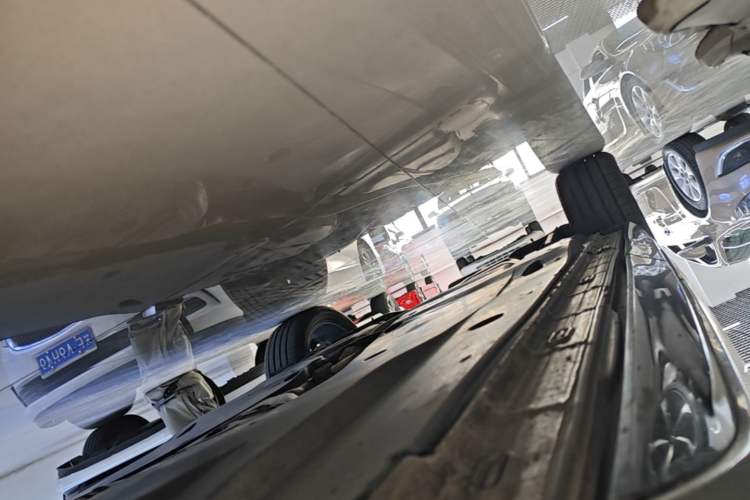 Used Volkswagen Tayron X 2020 380TSI Four-Wheel Drive Flagship Smart Connectivity Version Right Side Sill