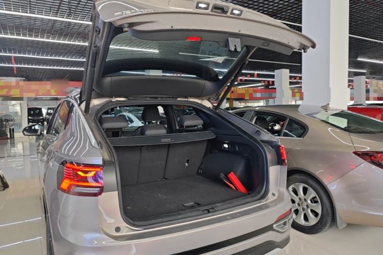 Used Volkswagen Tayron X 2020 380TSI Four-Wheel Drive Flagship Smart Connectivity Version Trunk