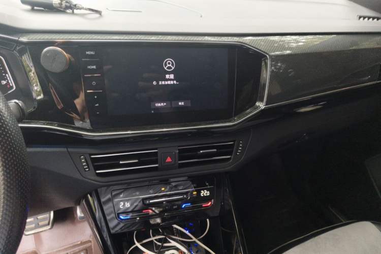 Used Volkswagen Tayron X 2020 330TSI Two-Wheel Drive Flagship Smart Connectivity Version Audio And AC Panel