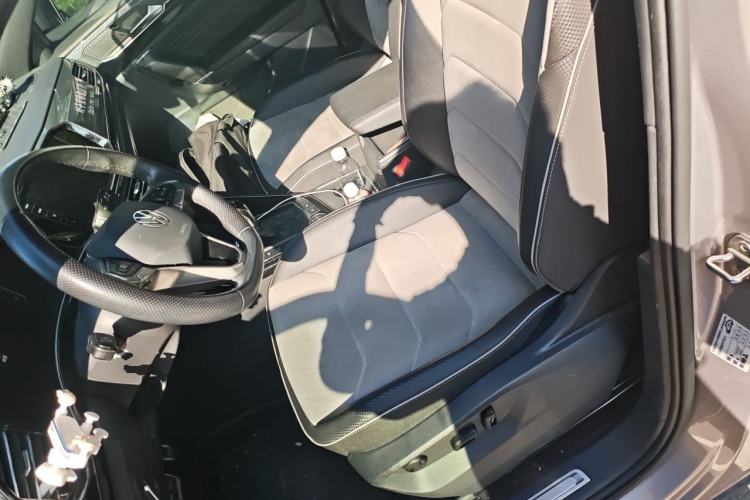 Used Volkswagen Tayron X 2020 380TSI Four-Wheel Drive Flagship Smart Connectivity Version Left Front Seat