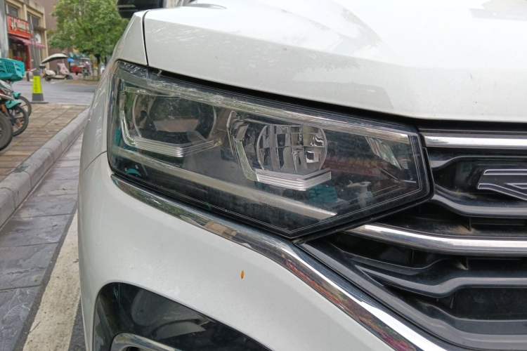 Used Volkswagen Tayron X 2020 380TSI Four-Wheel Drive Prestige Connected Version Right Front Headlight