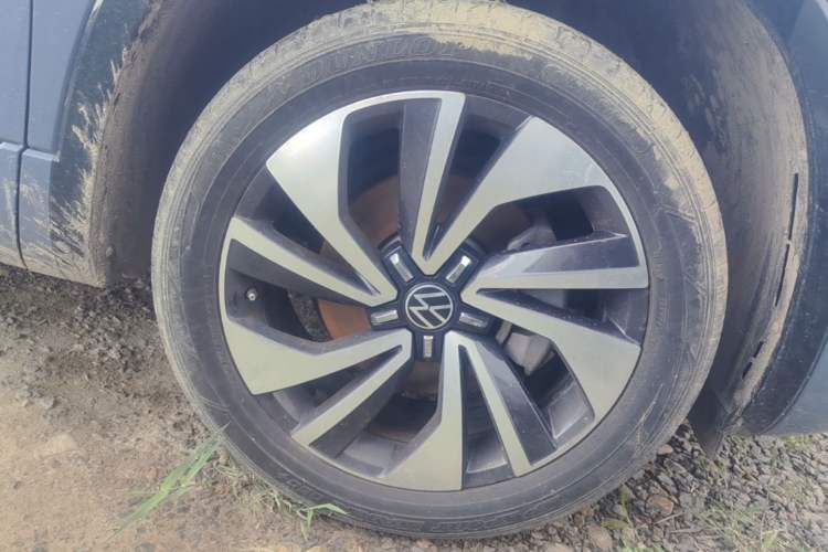 Used Volkswagen Tayron X 2020 330TSI Two-Wheel Drive Flagship Smart Connectivity Version Right Front Wheel Hub