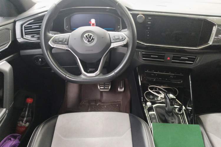 Used Volkswagen Tayron X 2020 330TSI Two-Wheel Drive Flagship Smart Connectivity Version Steering Wheel