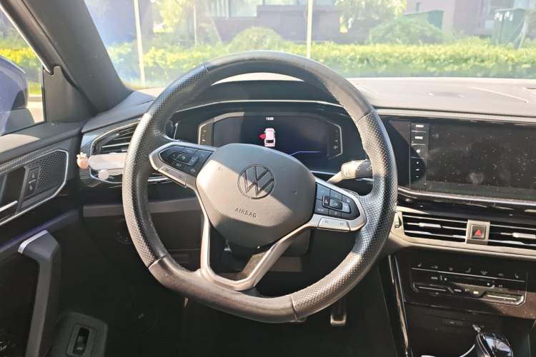Used Volkswagen Tayron X 2020 380TSI Four-Wheel Drive Flagship Smart Connectivity Version Steering Wheel
