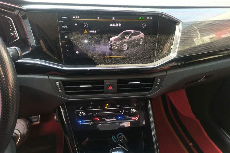 Used Volkswagen Tayron X 2020 330TSI Two-Wheel Drive Luxury Smart Connectivity Version Audio And AC Panel