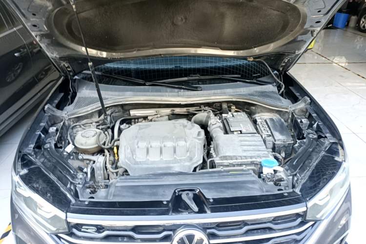Used Volkswagen Tayron X 2020 330TSI Two-Wheel Drive Luxury Smart Connectivity Version Engine Bay