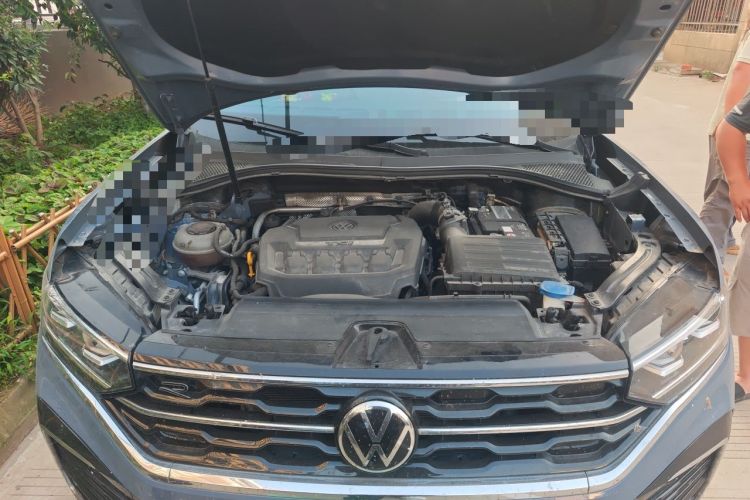 Used Volkswagen Tayron X 2020 330TSI Two-Wheel Drive Luxury Smart Connectivity Version Engine Bay