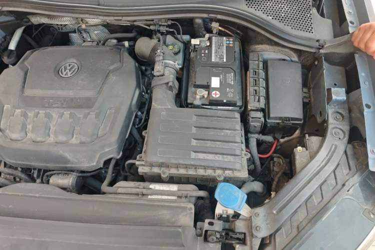 Used Volkswagen Tayron X 2020 330TSI Two-Wheel Drive Luxury Smart Connectivity Version Engine Bay Left