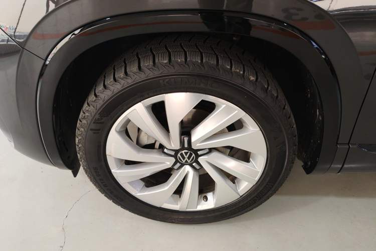 Used Volkswagen Tayron X 2020 330TSI Two-Wheel Drive Luxury Smart Connectivity Version Exterior 4