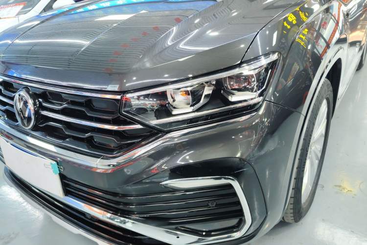 Used Volkswagen Tayron X 2020 330TSI Two-Wheel Drive Luxury Smart Connectivity Version Left Front Headlight
