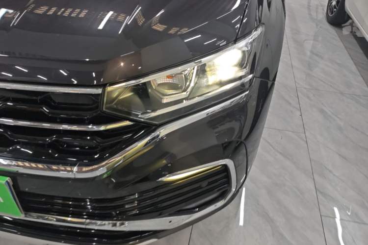 Used Volkswagen Tayron X 2020 330TSI Two-Wheel Drive Luxury Smart Connectivity Version Left Front Headlight