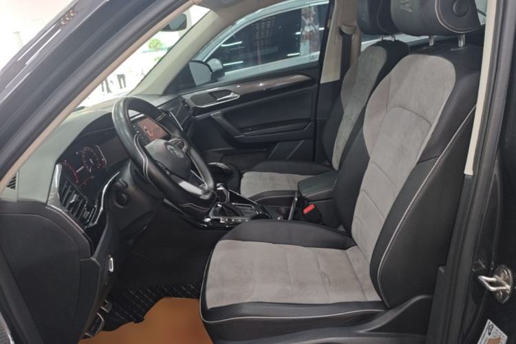 Used Volkswagen Tayron X 2020 330TSI Two-Wheel Drive Luxury Smart Connectivity Version Left Front Seat
