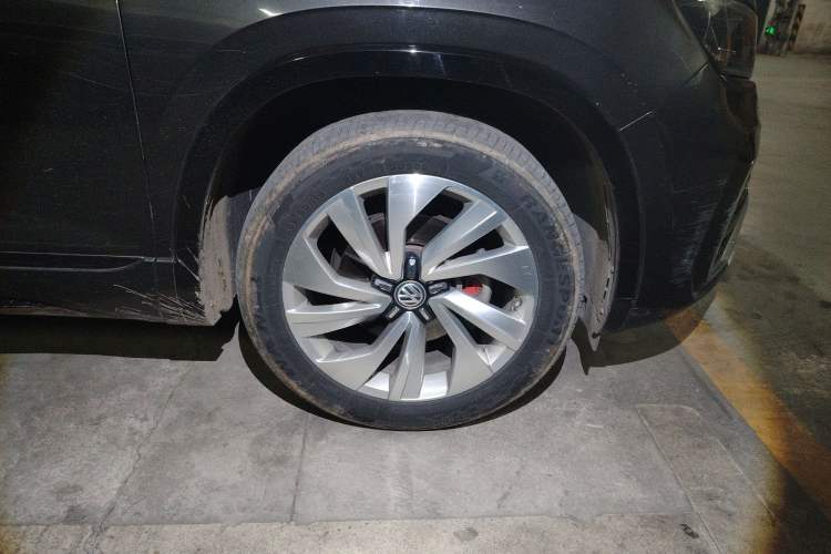 Used Volkswagen Tayron X 2020 330TSI Two-Wheel Drive Luxury Smart Connectivity Version Right Front Wheel Hub