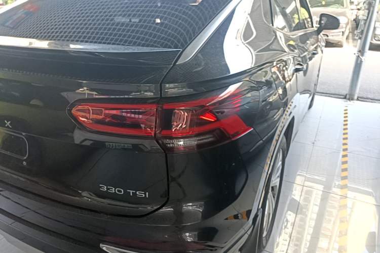 Used Volkswagen Tayron X 2020 330TSI Two-Wheel Drive Luxury Smart Connectivity Version Right Rear Taillight