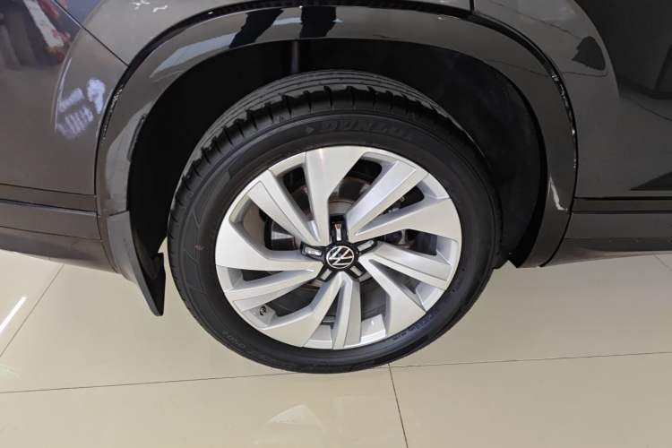 Used Volkswagen Tayron X 2020 330TSI Two-Wheel Drive Luxury Smart Connectivity Version Right Rear Wheel Hub
