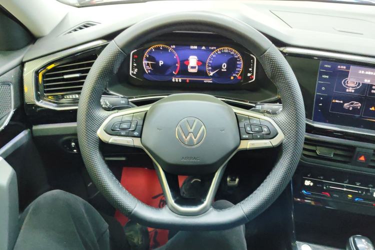 Used Volkswagen Tayron X 2020 330TSI Two-Wheel Drive Luxury Smart Connectivity Version Steering Wheel