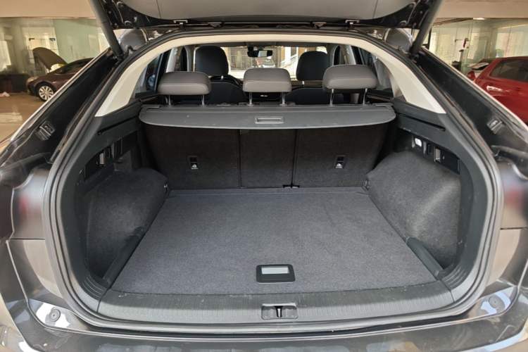 Used Volkswagen Tayron X 2020 330TSI Two-Wheel Drive Luxury Smart Connectivity Version Trunk