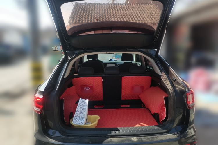 Used Volkswagen Tayron X 2020 330TSI Two-Wheel Drive Luxury Smart Connectivity Version Trunk