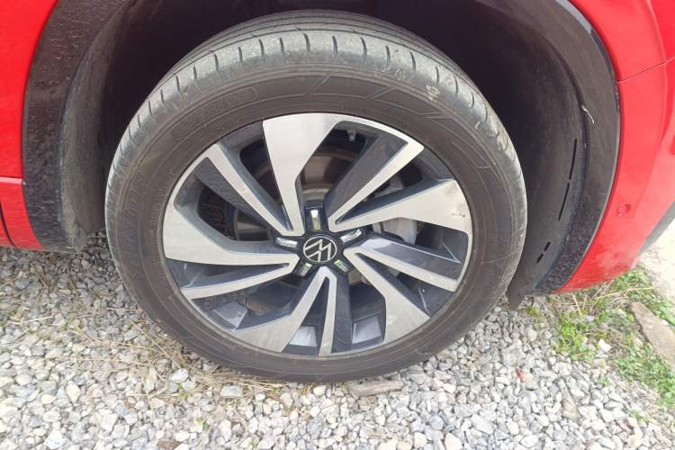 Used Volkswagen Tayron X 2020 330TSI Two-Wheel Drive Flagship Smart Connectivity Version Right Front Wheel Hub