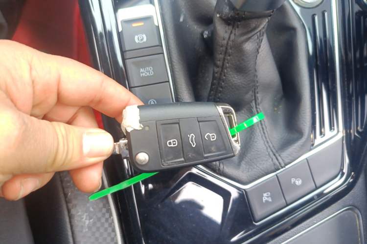 Used Volkswagen Tayron X 2020 330TSI Two-Wheel Drive Flagship Smart Connectivity Version Vehicle Key