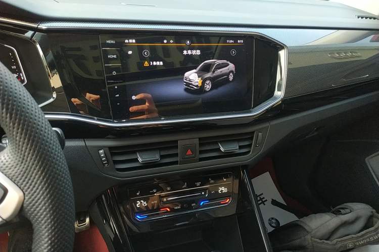 Used Volkswagen Tayron X 2020 330TSI Two-Wheel Drive Luxury Smart Connectivity Version Audio And AC Panel