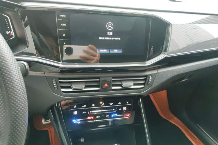 Used Volkswagen Tayron X 2020 380TSI Four-Wheel Drive Dynamic Connect Edition Audio And AC Panel