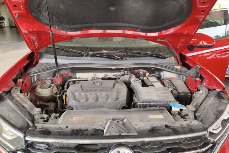 Used Volkswagen Tayron X 2020 330TSI Two-Wheel Drive Luxury Smart Connectivity Version Engine Bay