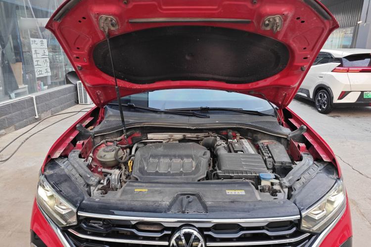 Used Volkswagen Tayron X 2020 330TSI Two-Wheel Drive Luxury Smart Connectivity Version Engine Bay