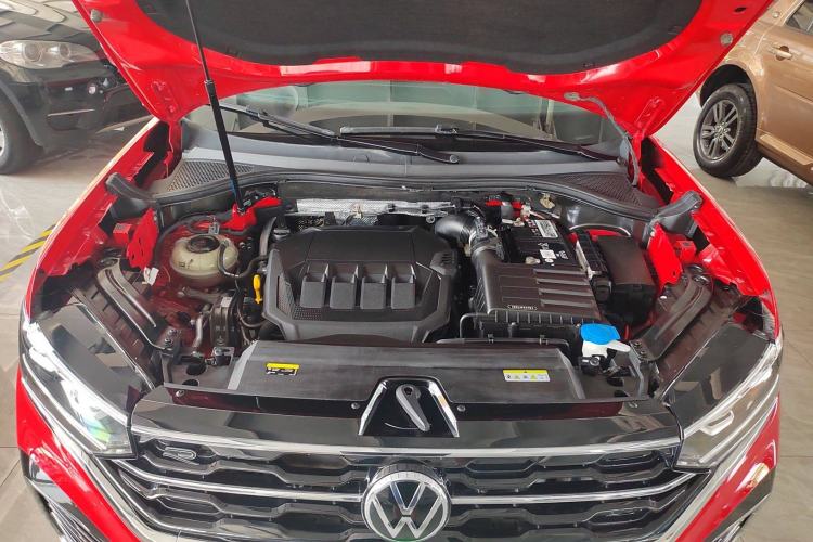 Used Volkswagen Tayron X 2020 330TSI Two-Wheel Drive Luxury Smart Connectivity Version Engine Bay