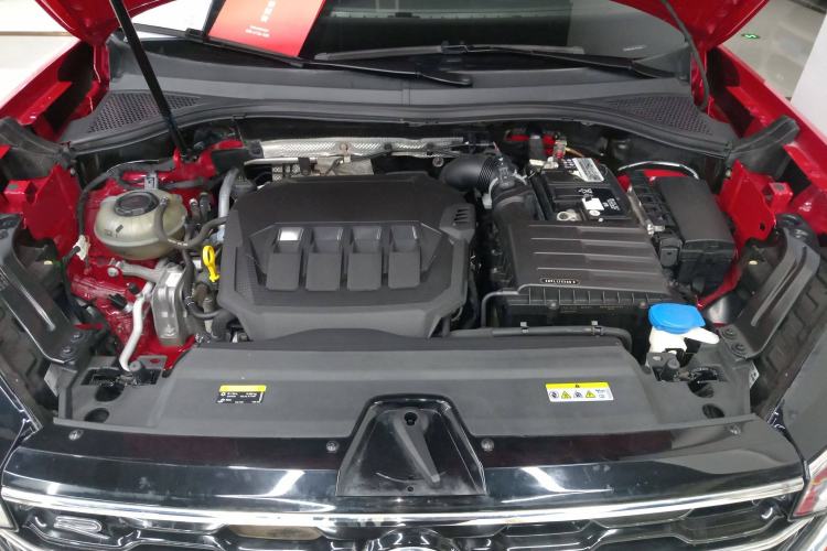 Used Volkswagen Tayron X 2020 330TSI Two-Wheel Drive Luxury Smart Connectivity Version Engine Bay
