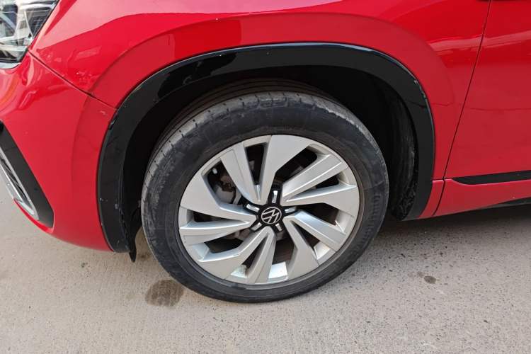 Used Volkswagen Tayron X 2020 330TSI Two-Wheel Drive Luxury Smart Connectivity Version Exterior 2