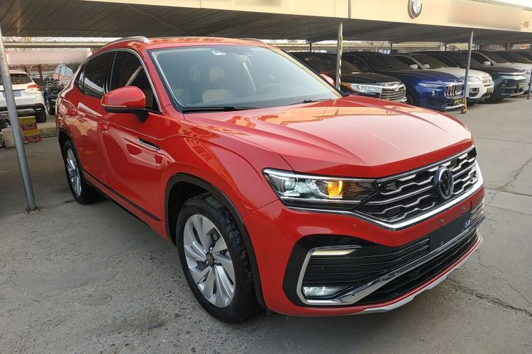 Used Volkswagen Tayron X 2020 330TSI Two-Wheel Drive Luxury Smart Connectivity Version Front Right 45 Deg