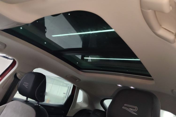 Used Volkswagen Tayron X 2020 330TSI Two-Wheel Drive Luxury Smart Connectivity Version Headliner