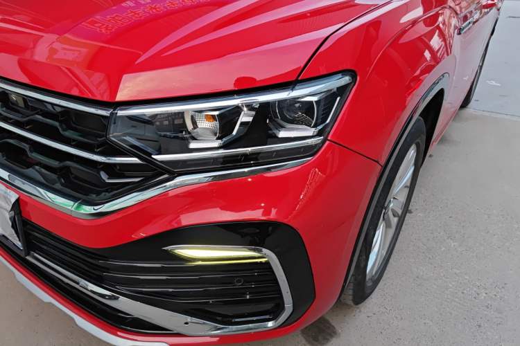 Used Volkswagen Tayron X 2020 330TSI Two-Wheel Drive Luxury Smart Connectivity Version Left Front Headlight