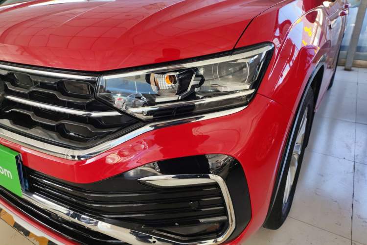 Used Volkswagen Tayron X 2020 330TSI Two-Wheel Drive Luxury Smart Connectivity Version Left Front Headlight