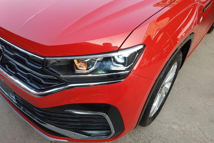 Used Volkswagen Tayron X 2020 330TSI Two-Wheel Drive Luxury Smart Connectivity Version Left Front Headlight