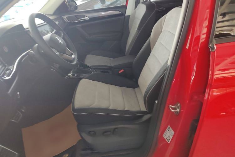 Used Volkswagen Tayron X 2020 330TSI Two-Wheel Drive Luxury Smart Connectivity Version Left Front Seat
