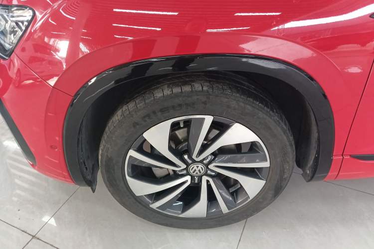 Used Volkswagen Tayron X 2020 380TSI Four-Wheel Drive Dynamic Connect Edition Left Front Wheel Hub