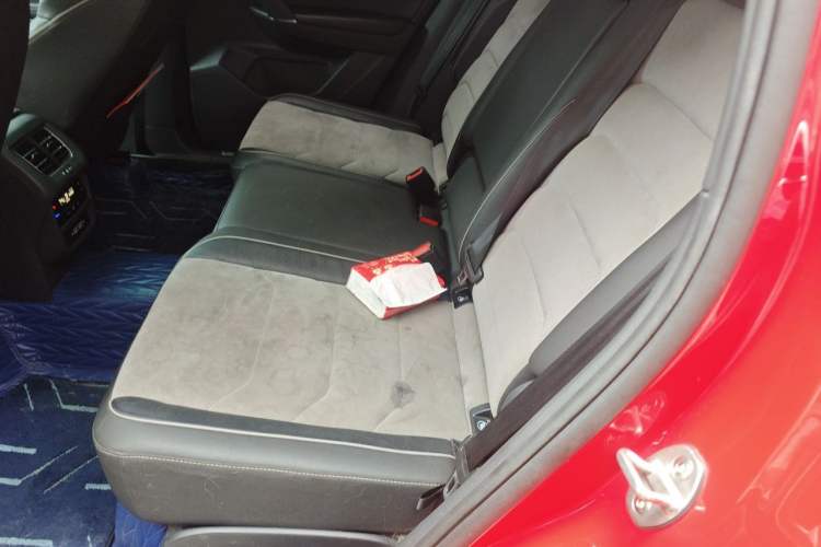 Used Volkswagen Tayron X 2020 380TSI Four-Wheel Drive Dynamic Connect Edition Left Rear Seat