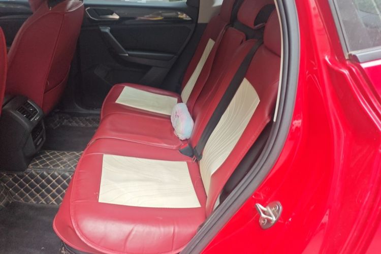 Used Volkswagen Tayron X 2020 330TSI Two-Wheel Drive Luxury Smart Connectivity Version Left Rear Seat