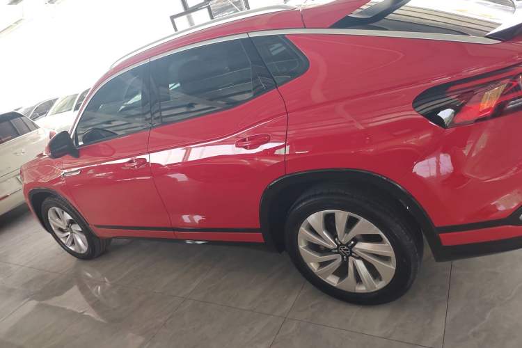 Used Volkswagen Tayron X 2020 330TSI Two-Wheel Drive Luxury Smart Connectivity Version Left Side
