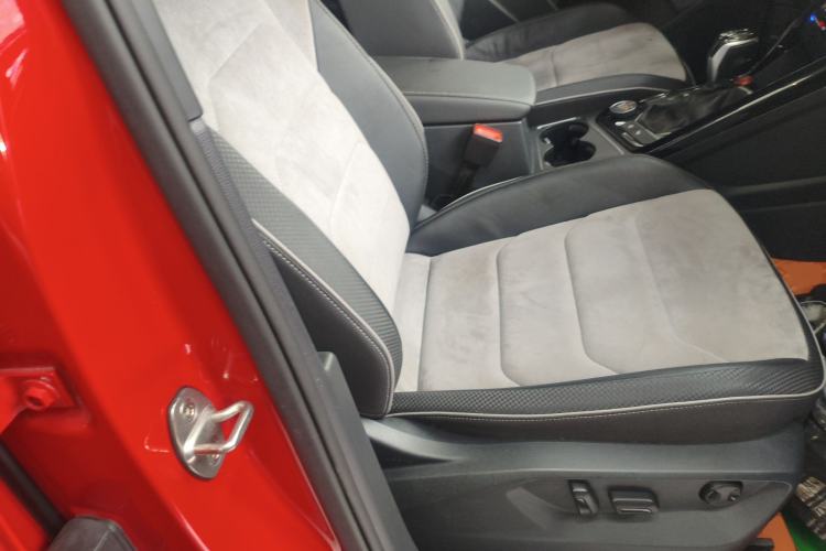 Used Volkswagen Tayron X 2020 380TSI Four-Wheel Drive Dynamic Connect Edition Right Front Seat
