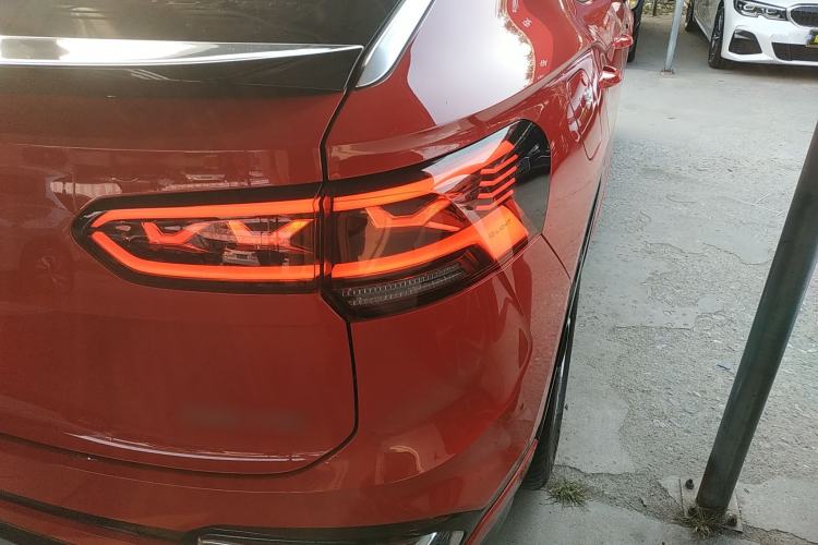 Used Volkswagen Tayron X 2020 330TSI Two-Wheel Drive Luxury Smart Connectivity Version Right Rear Taillight