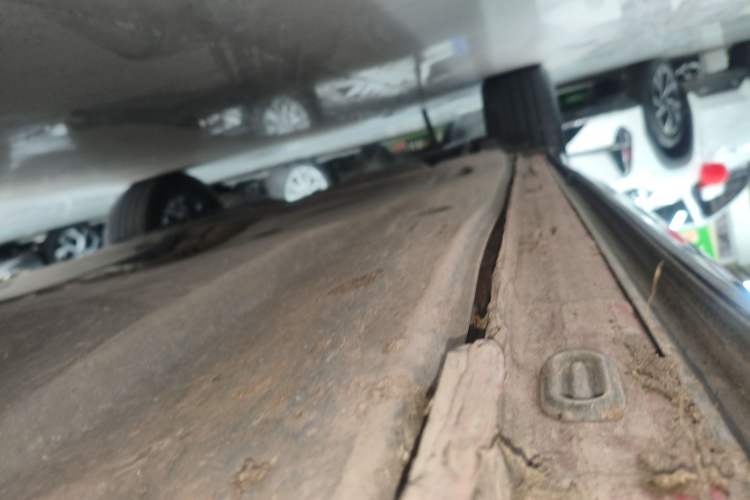 Used Volkswagen Tayron X 2020 380TSI Four-Wheel Drive Dynamic Connect Edition Right Side Sill