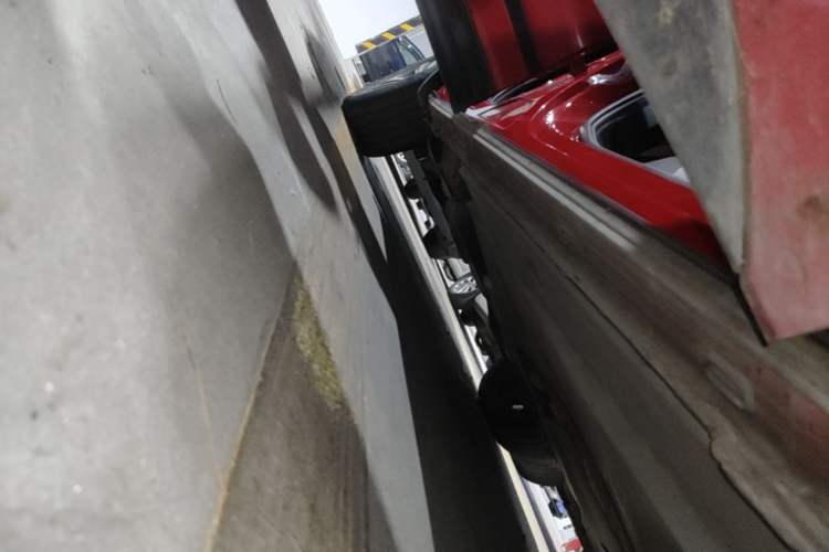 Used Volkswagen Tayron X 2020 380TSI Four-Wheel Drive Dynamic Connect Edition Right Side Sill